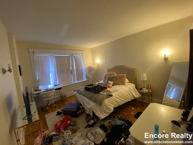 142 Wood Ave unit 2, Boston, MA 02136 - photo 6