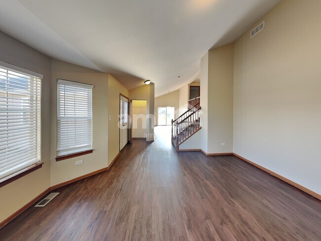 26251 W Bayberry Ct, Channahon, IL 60410 - photo 7