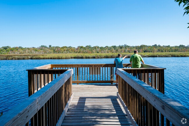 Catch some rays or a fish on the Tomoka River at the River Bend Nature Park.