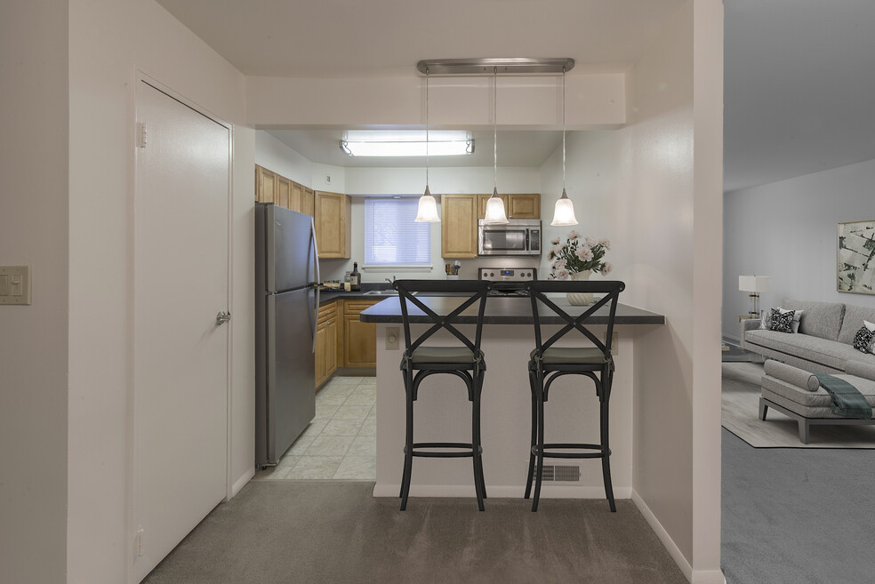 Penn Crest Apartments, Allentown, PA 18104 - photo 1