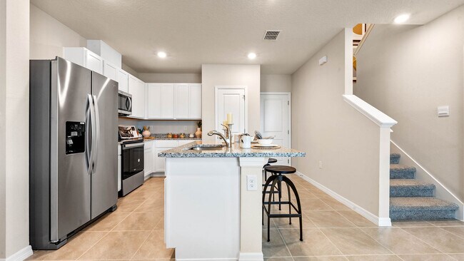 324 Preston Cove Dr, Saint Cloud, FL 34771 - photo 7