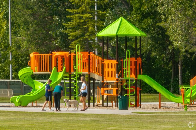 Westgate Park, in Fargo North Dakota, is a great family park for outings and family parties.