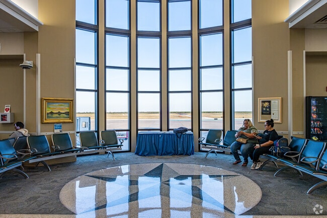 The San Angelo Regional Airport offers Country Club residents quick access to Dallas, Texas.