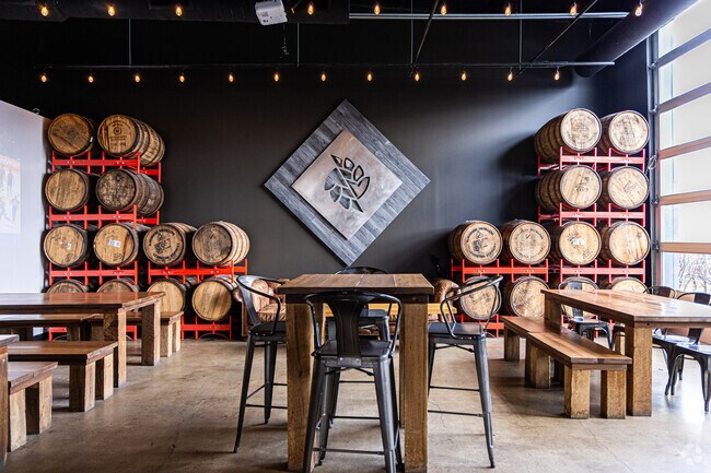 Mirror Twin Brewing in Mentelle shares a space with Rolling Oven Pizzeria.