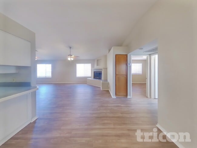 6309 E Ivyglen St, Mesa, AZ 85205 - photo 4