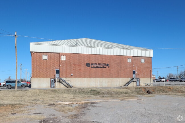 Rush Springs Middle School offers a spacious gym for the kids to play games.