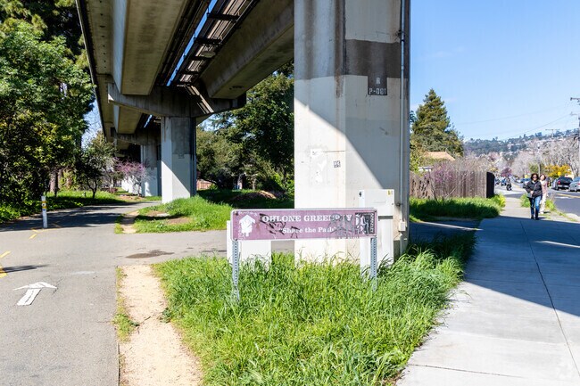 Ohlone Greenway is the perfect place for an afternoon walk in Albany.