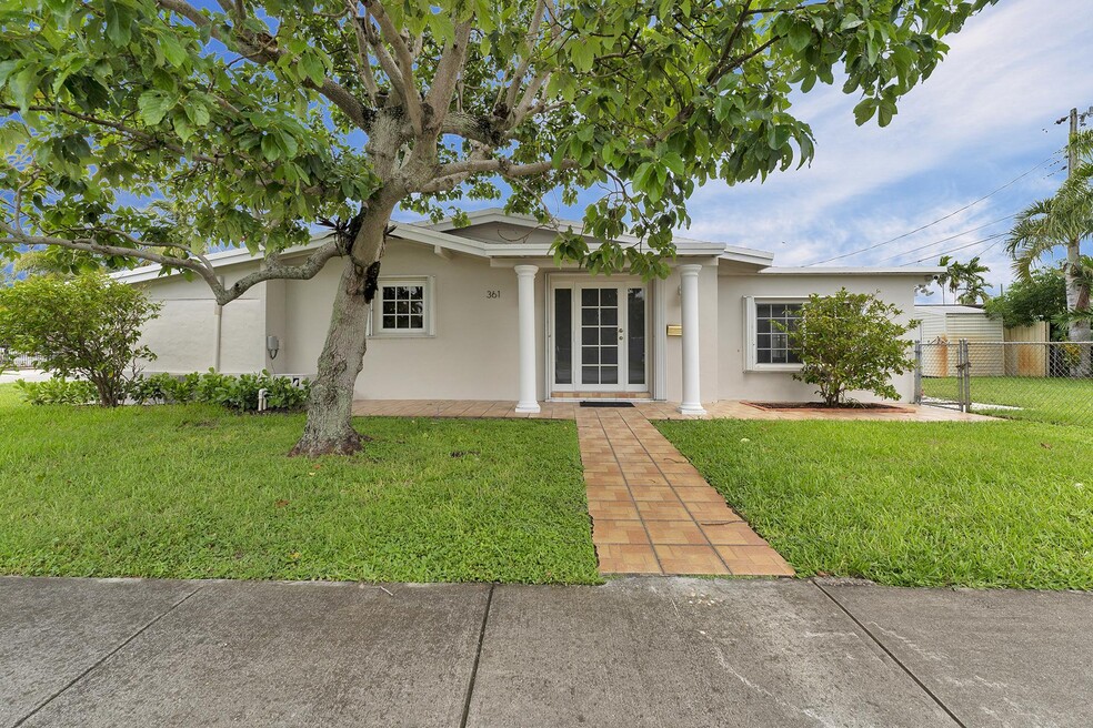 361 SE 6th Ave, Hialeah, FL 33010 - photo 1
