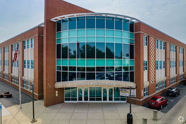 Cicero West Elementary School is a public school in Cicero, IL.