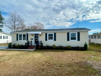 403 S Market St, Benson, NC 27504