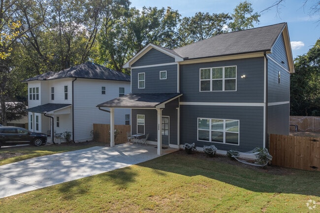 Some new construction homes can even be found in Baxter.