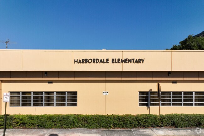 Harbordale Elementary School is the fists step in education.