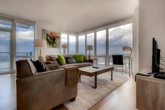 605 W 42nd St Unit ID1016130P, New York, NY 10036