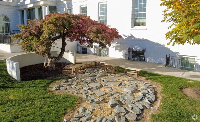 The Duke Ellington School of the Arts has a small outdoor seating area available for students.