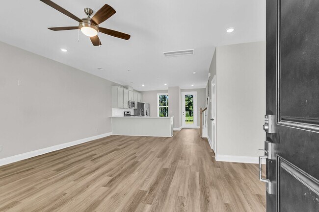 221 Abercom Place Dr, Moncks Corner, SC 29461 - photo 6