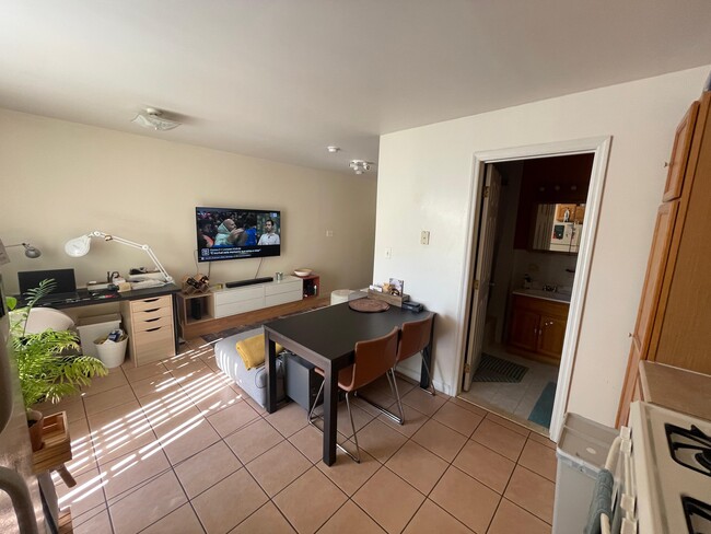 60 Wilson Ave unit 60.5 Wilson Avenue, Newark, NJ 07105 - photo 4