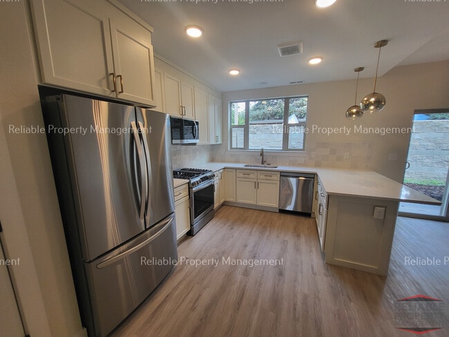 487 Easy St, Idaho Falls, ID 83401 - photo 4