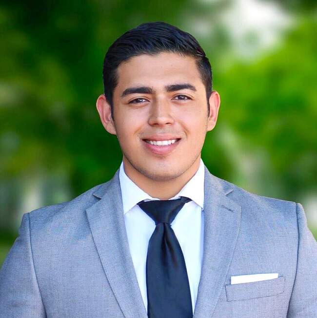 Agent Photo