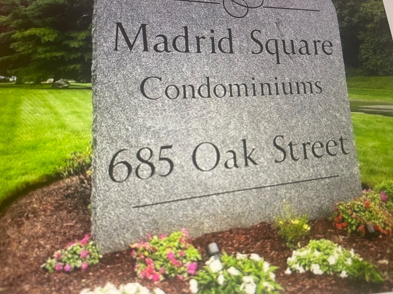 24 Madrid Square unit 4, Brockton, MA 02301 - photo 1