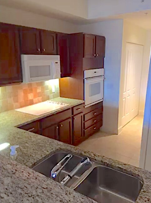 Yacht Harbor Village unit 278, Palm Coast, FL 32137 - photo 6