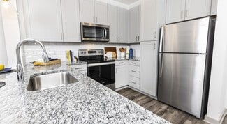 541 Great Circle Rd, Nashville, TN 37228