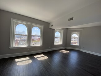 306 W Franklin St, Baltimore, MD 21201