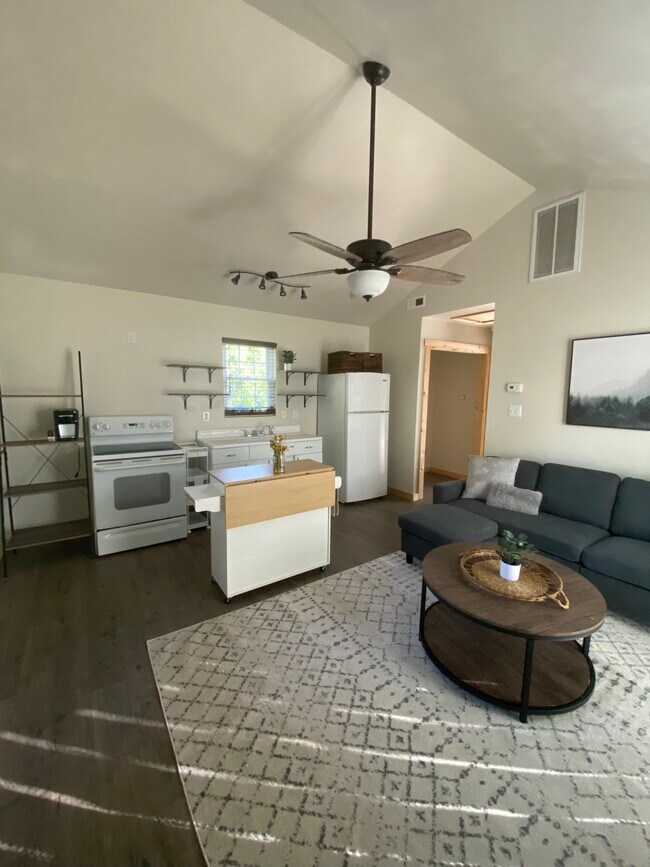 10510 Cadosia Rd unit 1, Richmond, VA 23235 - photo 7