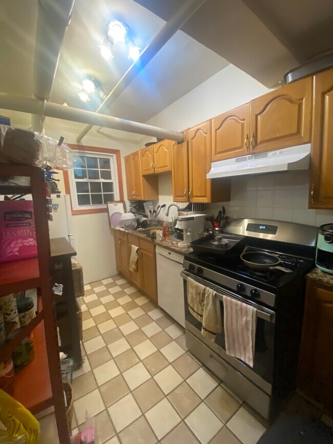 116 Saint Stephen St unit 25, Boston, MA 02115 - photo 3