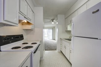 123 W Hively Ave, Elkhart, IN 46517