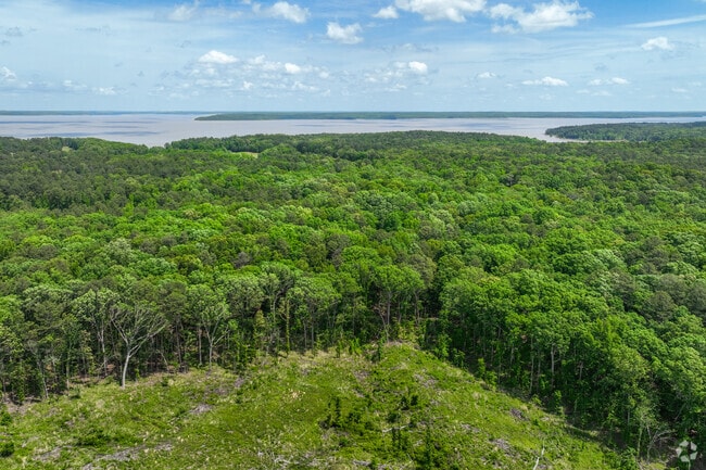 Grenada sits halfway between Memphis and Jackson, on what was originally Choctaw land.