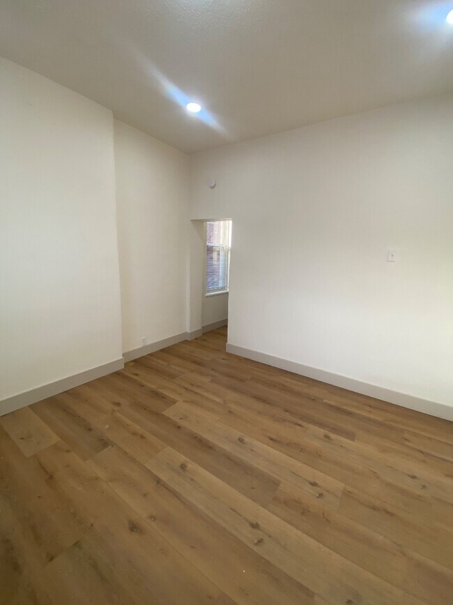 4115 Oregon Ave unit 1F, Saint Louis, MO 63118 - photo 3