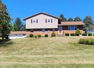 8346 Ulery Rd, New Carlisle, OH 45344