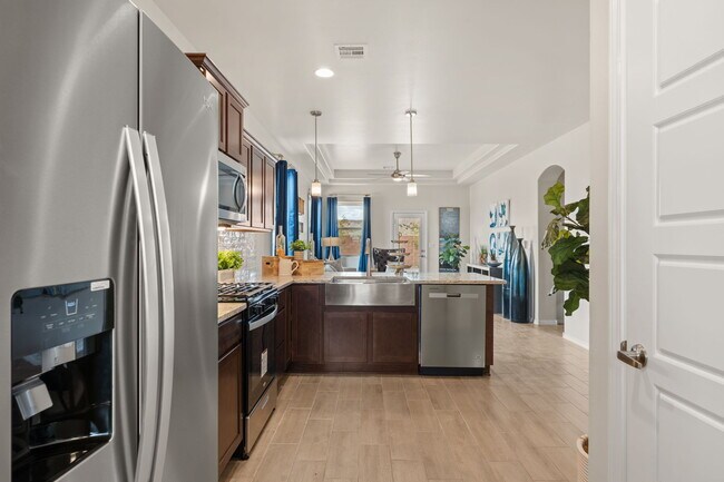 228 Needle Ave SW, Los Lunas, NM 87031 - photo 5