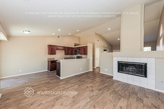 3347 N Carnation Dr, Rialto, CA 92377 - photo 6