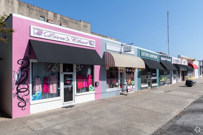 Shopping in the downtown Albany area is somewhat limited, but Highland Park residents explore.