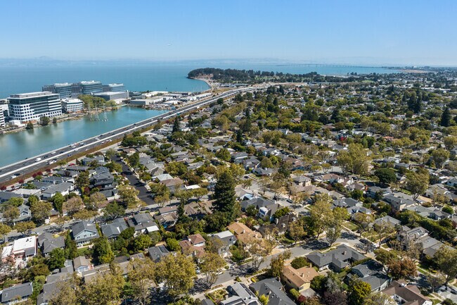 Oak Grove Manor offers scenic views near the bay, with modern offices just minutes away.
