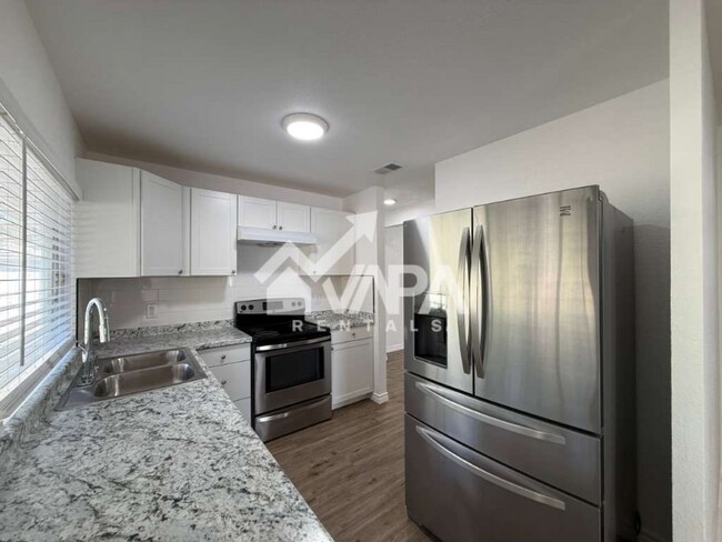 5507 Prairie Flower Dr, San Antonio, TX 78242 - photo 3