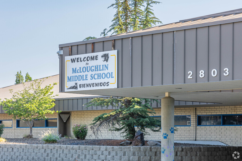 McLoughlin Middle School