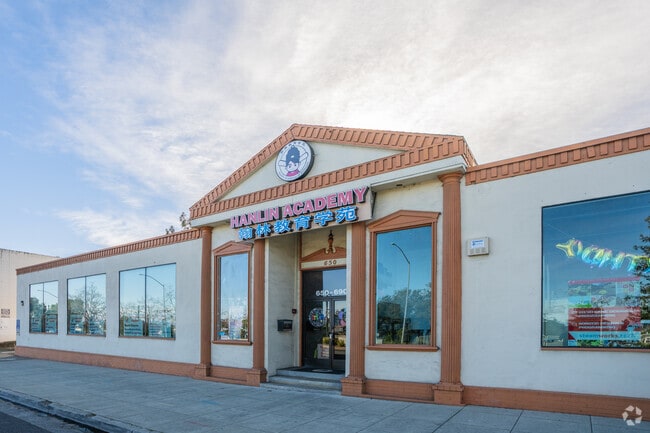 Hanlin Academy Is committed to challenging students at every level.