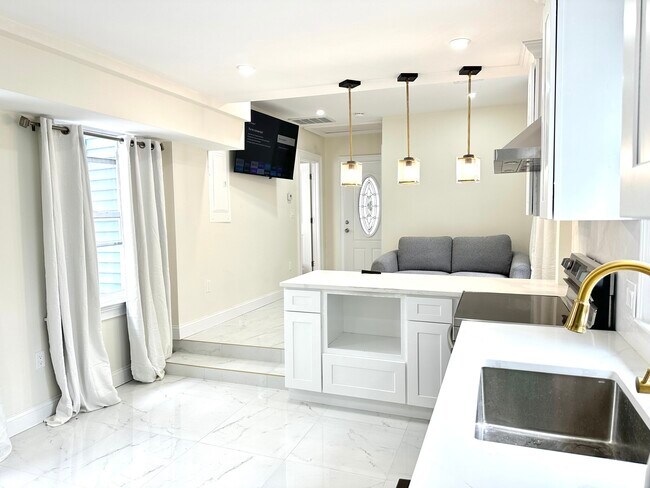 11 Burrell St unit 2, Roxbury, MA 02119 - photo 3