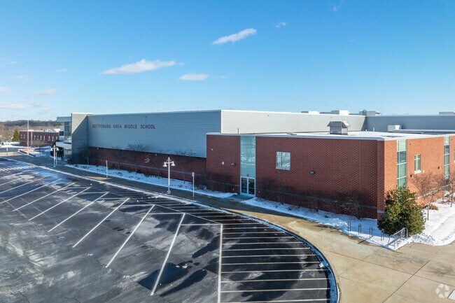 Gettysburg Area Middle School has 680 students in grades 6-8.