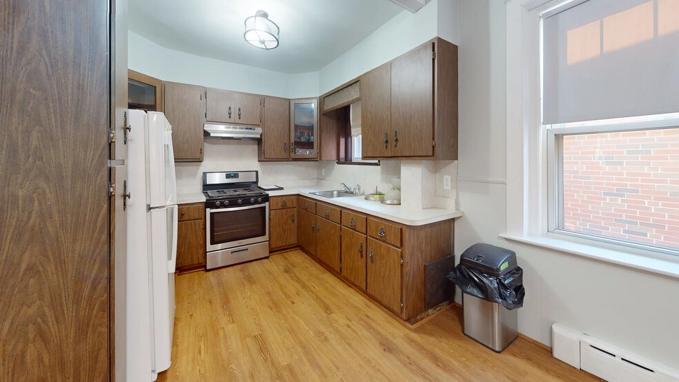 37 Symphony Rd unit 17, Boston, MA 02115 - photo 1