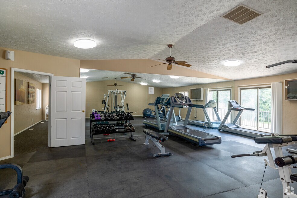 Hillbrook Apartments