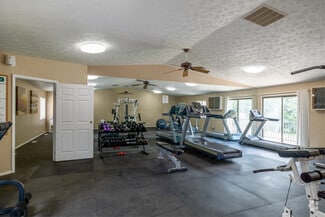 478 S Raccoon Rd, Austintown, OH 44515