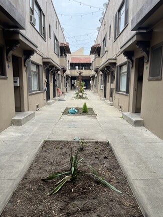 333 W 4th St Unit 4, Long Beach, CA 90802