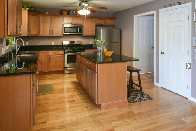 11 Taylor St unit A, Saugus, MA 01906 - photo 2