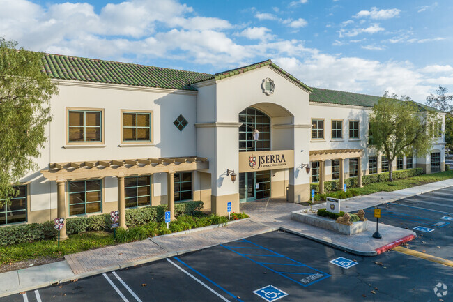 JSerra Catholic School has experienced faculty and staff.