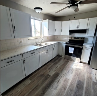4642 Applegrove St NW, North Canton, OH 44720