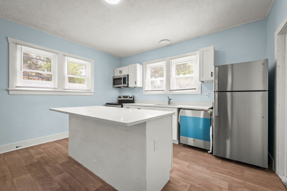 48 Kirk Rd, Jacksonville, FL 32218 - photo 1