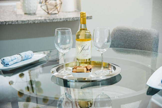Dining room decor